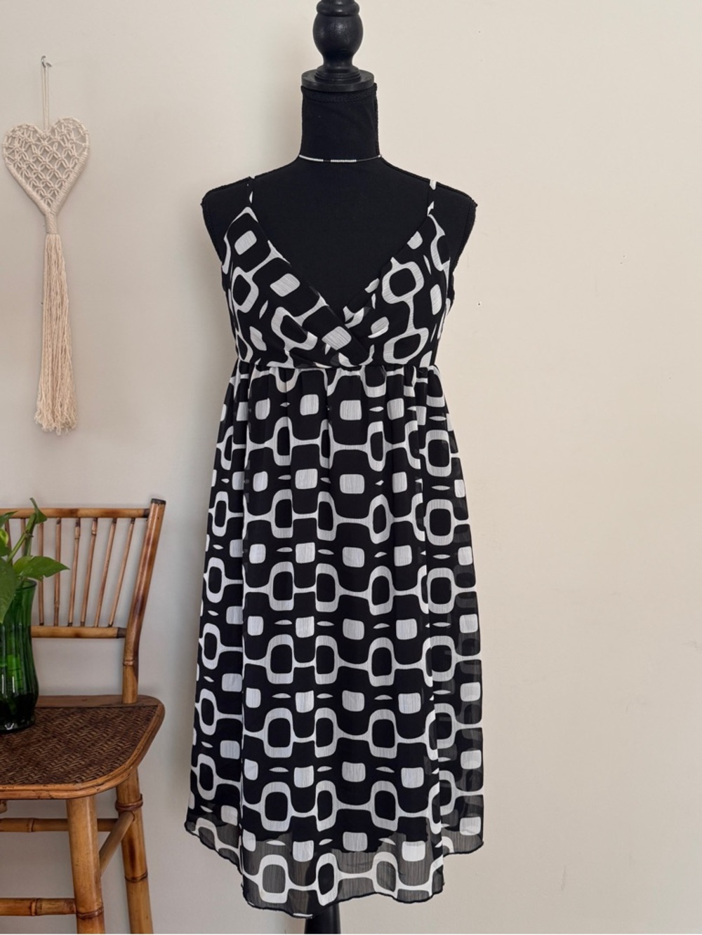 AB Studio Empire Waist Black and White Graphic Dress